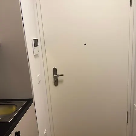 Skyline Adlershof - Premium Design And Full Kitchen Apartamento