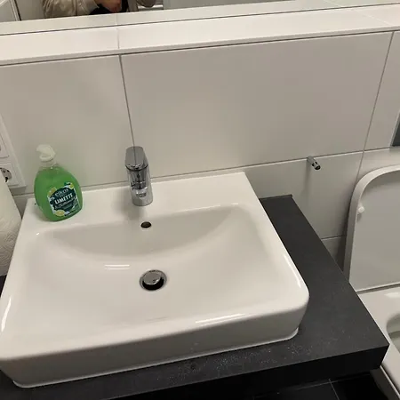 Skyline Adlershof - Premium Design And Full Kitchen * Berlín