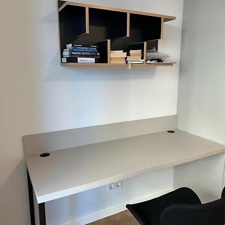 Skyline Adlershof - Premium Design And Full Kitchen * ברלין