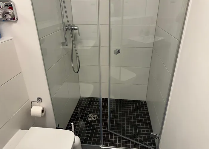 Skyline Adlershof - Premium Design And Full Kitchen شقة