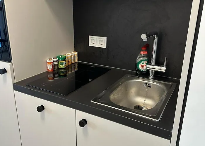 شقة Skyline Adlershof - Premium Design And Full Kitchen *