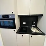 Skyline Adlershof - Premium Design And Full Kitchen דירה ברלין